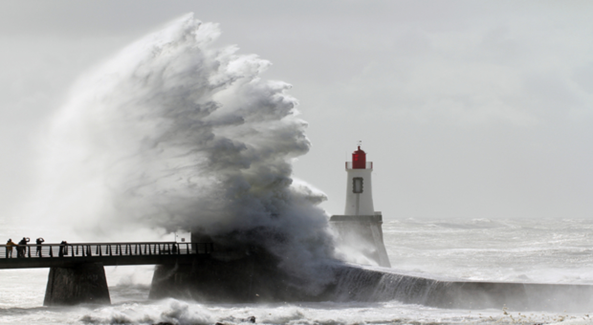 Seine-Maritime et Manche placées en vigilance orange : des vents violents  attendus avec la tempête Noa - Paris-Normandie