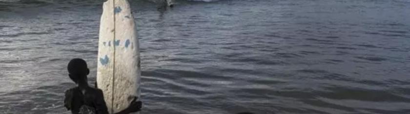 Liberia : bienvenue à Robertsport, paradis secret des surfeurs