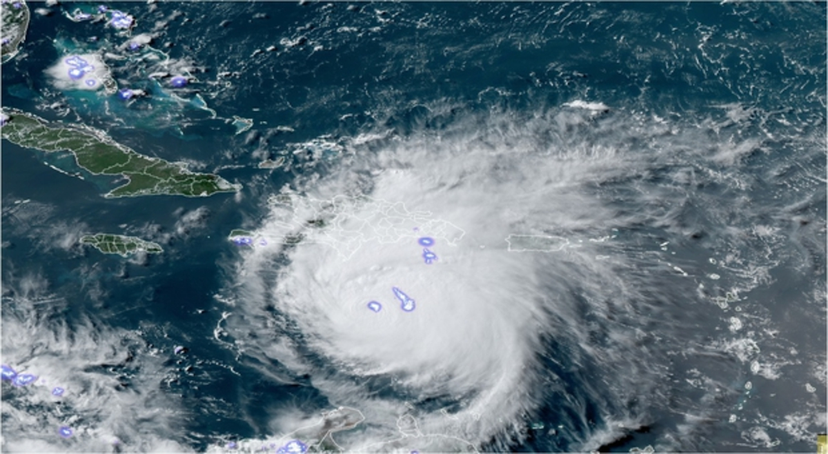 Huragan Beryl: W nadchodzących godzinach sytuacja na Jamajce będzie krytyczna Huragan Beryl: W nadchodzących godzinach sytuacja na Jamajce będzie krytyczna