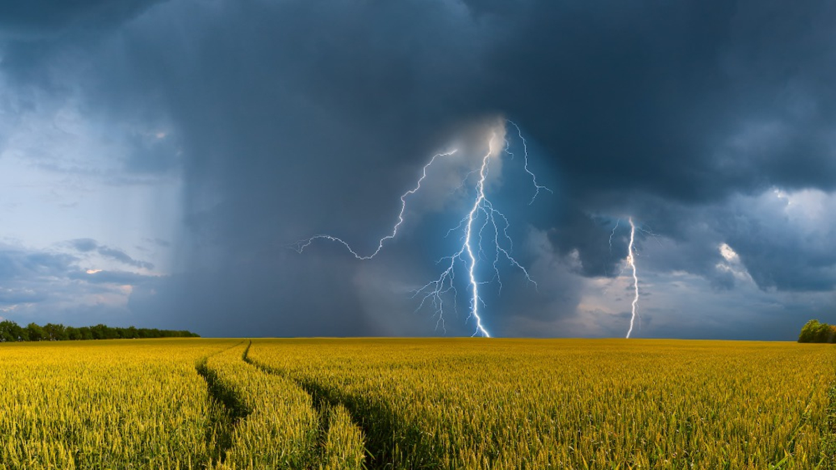 SUIVI ORAGES : La Normandie impactée, forte activité électrique et pluies abondantes