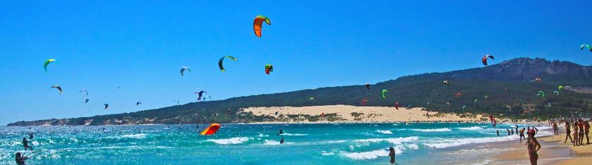 Kitesurf toute l’année : cinq destinations où le vent ne s’arrête jamais