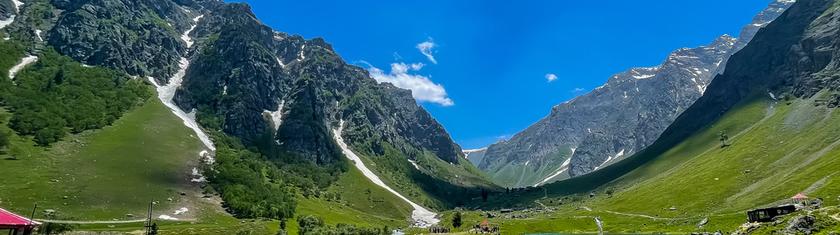 Le Pakistan bannit la construction d'hôtels autour de lacs touristiques