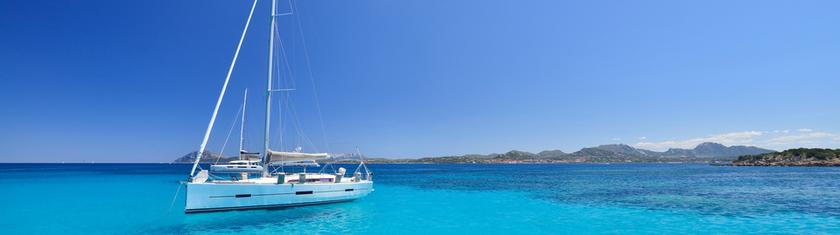 Méditerranée 2026 : Cap sur 10 mouillages (presque) secrets pour fuir la foule