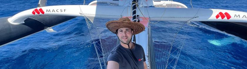 Guirec Soudée franchit l’équateur en moins de 10 jours et entre dans l’hémisphère sud