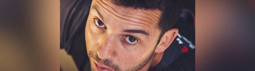 Guirec Soudée affronte une nuit de météo instable au large du Brésil