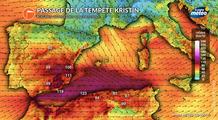 Après le Portugal, la tempête Kristin balaie la Méditerranée