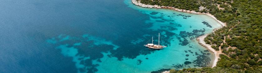 Criques turquoise, vestiges antiques et marinas modernes : la destination méditerranéenne en plein boom touristique