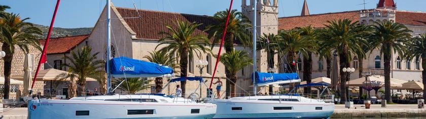 Cet été, partez en croisière en Méditerranée à bord d’un monocoque