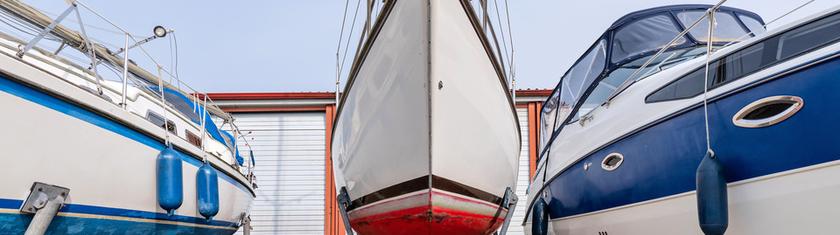Hiverner son bateau à l’étranger : le guide pour éviter les mauvaises surprises