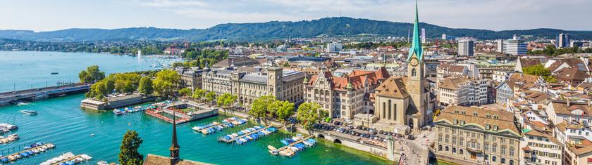 Zurich côté lac : baignades, bateaux et vieilles ruelles en septembre